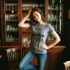 Womens Irish Whiskey Makes Me Frisky T Shirt Funny St Patricks Day Drinking Tee(Heather Green)