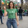 Womens Chicago Illinois Saint Patrick’s T Shirt Funny St. Paddy’s Day Parade Novelty Graphic Tee for Ladies(Heather Green)